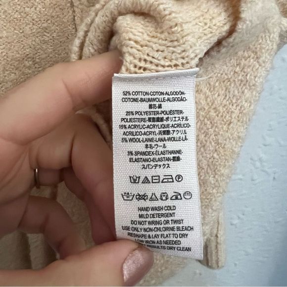 Free People Strawberry Fields Off Shoulder Cowl Size XS - Picture 7 of 7